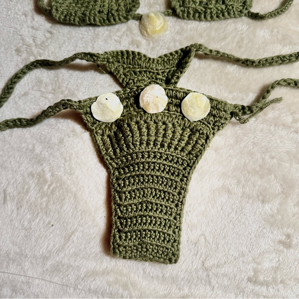 Handmade Green Crochet Bikini Set XS - Picture 3 of 3